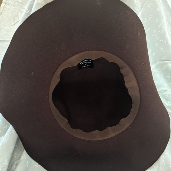 Floppy Hat - Picture 5 of 5